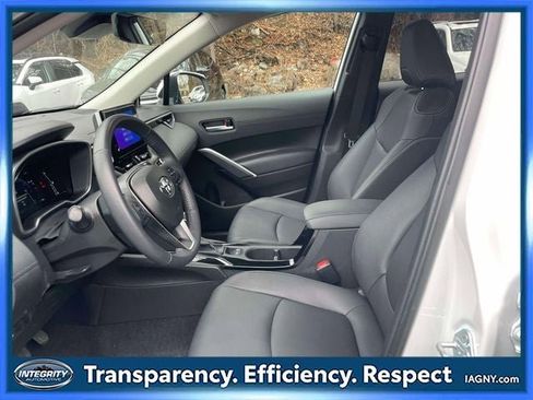 Certified 2024 Toyota Corolla Cross XLE w/ Convenience Package image 15