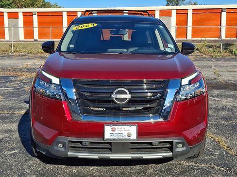 Used 2023 Nissan Pathfinder SL image 8