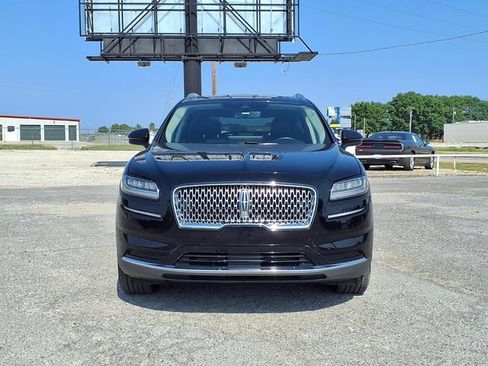Used 2021 Lincoln Nautilus Reserve AWD/4WD image 25