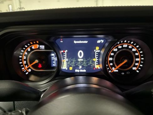New 2026 Jeep Wrangler Unlimited Rubicon AWD/4WD image 12