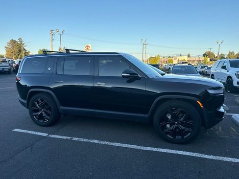 Used 2023 Rivian R1S Adventure AWD/4WD image 2