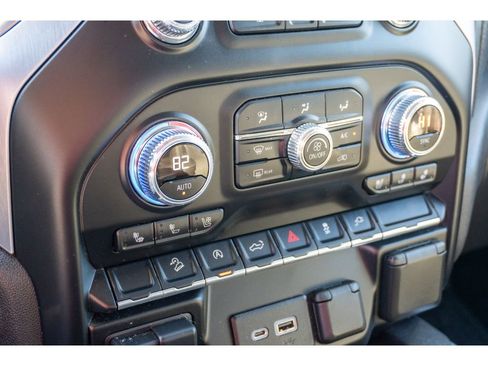 Used 2019 GMC Sierra 1500 SLT w/ SLT Premium Package image 25