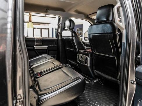 Used 2018 Ford F250 Lariat w/ Lariat Value Package image 30