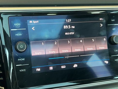 Used 2018 Volkswagen Atlas SEL Premium AWD/4WD image 19