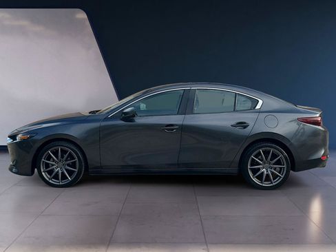 Used 2021 MAZDA MAZDA3 s FWD image 2