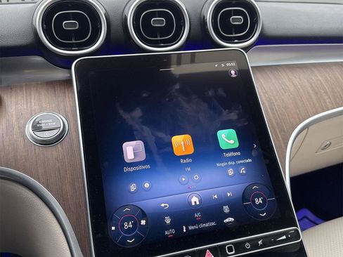 Used 2025 Mercedes-Benz C 300 4MATIC Sedan image 15