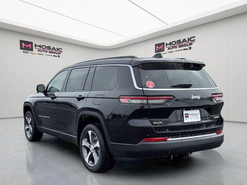 New 2026 Jeep Grand Cherokee L Limited w/ Luxury Tech Group II AWD/4WD image 5