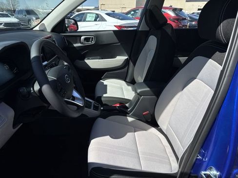 New 2026 Hyundai Venue SEL image 19