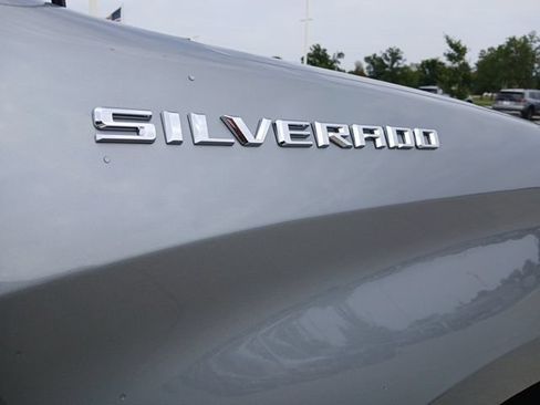 Certified 2025 Chevrolet Silverado 1500 LTZ w/ LTZ Convenience Package II AWD/4WD image 31