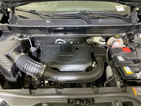 Used 2023 GMC Acadia SLT w/ LPO, Floor Liner Package image 16