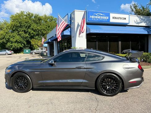 Used 2015 Ford Mustang GT Premium RWD image 18