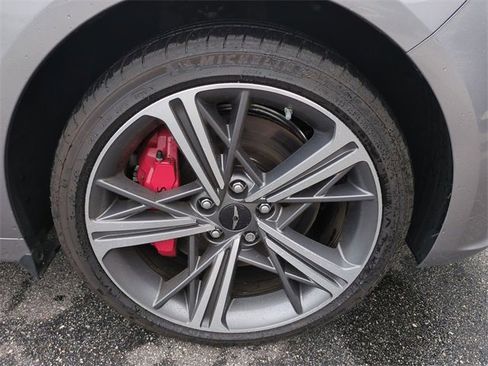 Used 2025 Genesis G70 2.5T w/ Sport Prestige Package image 10