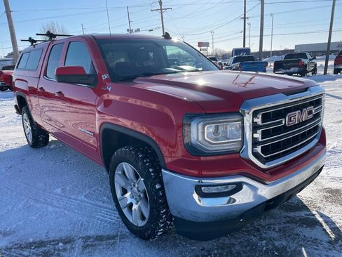 Used 2019 GMC Sierra 1500 SLE w/ SLE Value Package image 8