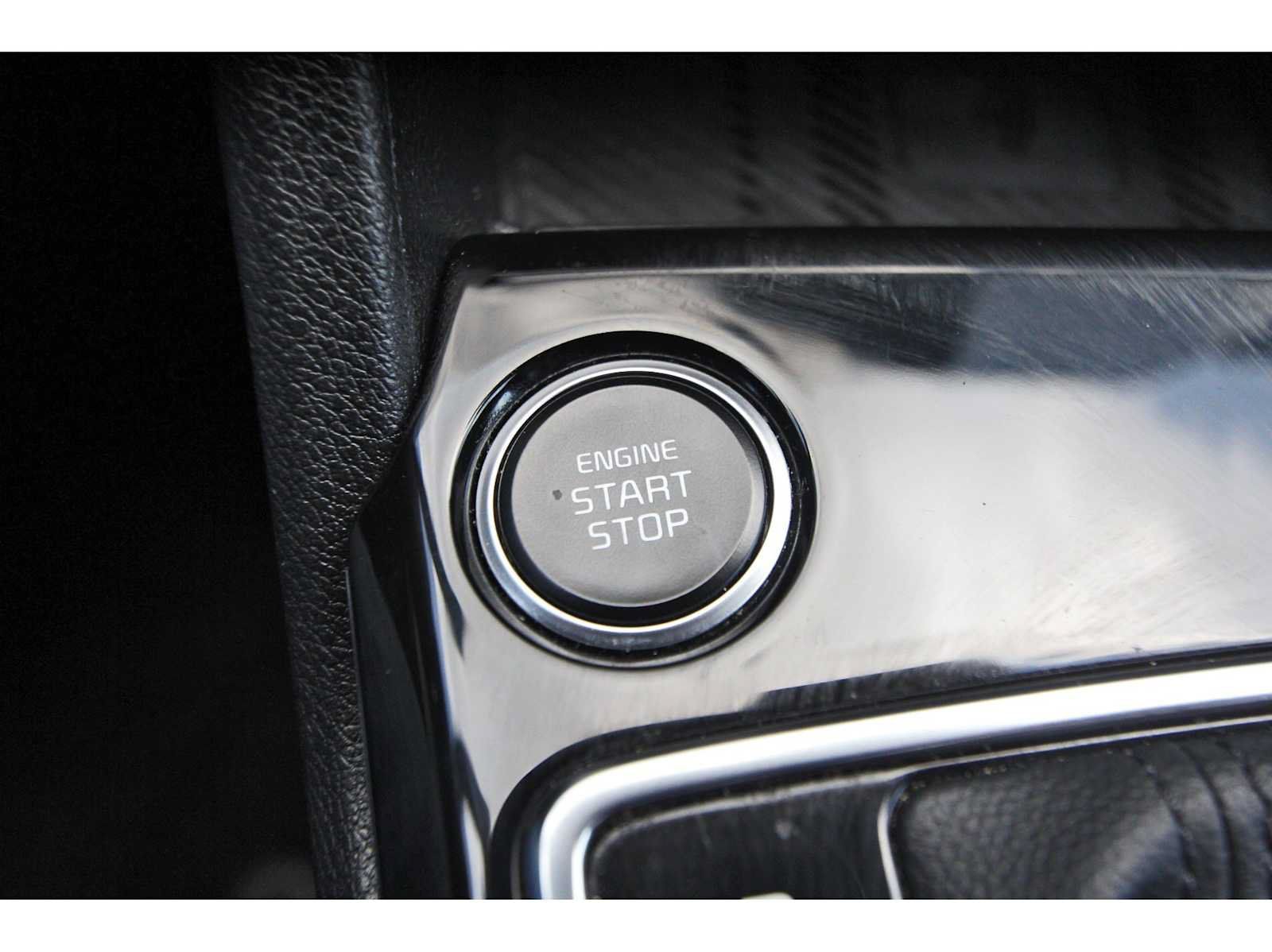 Used 2025 Kia Sportage X-Line AWD/4WD image 28