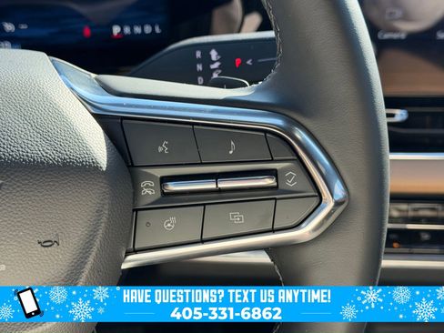 Used 2026 Chevrolet Equinox ACTIV w/ Convenience Package III image 16