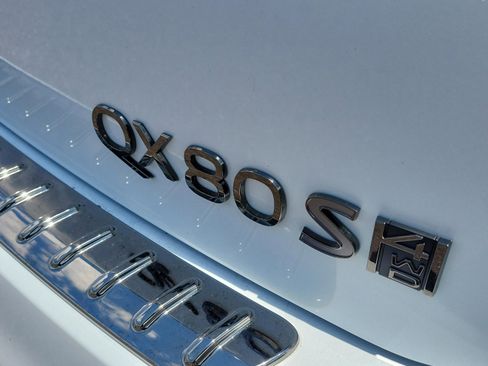 Certified 2026 INFINITI QX80 4WD w/ Sport Exterior Package image 31