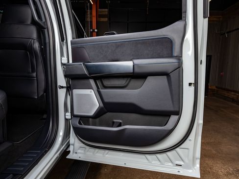 Used 2026 Ford F250 Platinum image 39