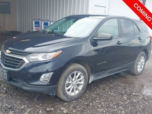 Used 2021 Chevrolet Equinox LS AWD/4WD image 2
