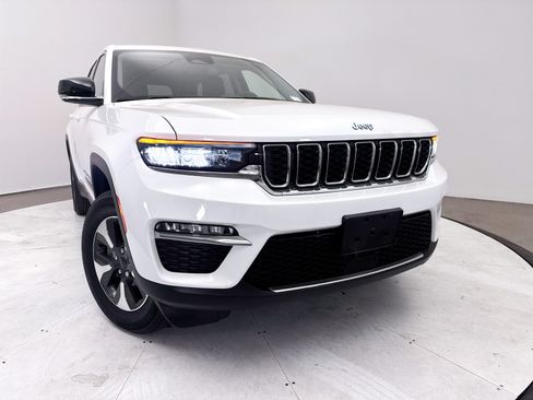 Used 2023 Jeep Grand Cherokee 4WD 4xe image 9