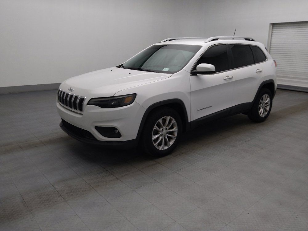 Used 2019 Jeep Cherokee Latitude w/ Popular Appearance Group FWD image 2