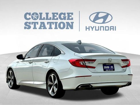 Used 2020 Honda Accord Touring image 8