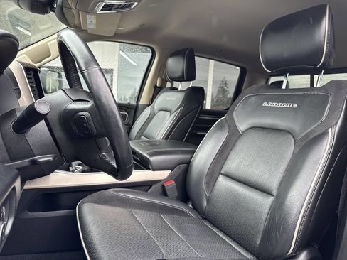 Used 2019 RAM 1500 Laramie AWD/4WD image 32
