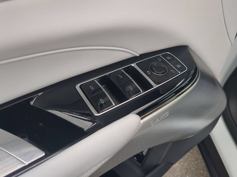 Certified 2024 Cadillac Lyriq Luxury RWD image 22