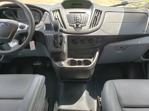 Used 2018 Ford Transit 150 XL RWD image 14