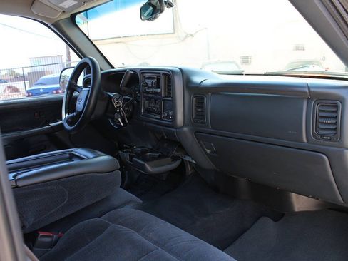 Used 1999 Chevrolet Silverado 2500 LS w/ Snow Plow Prep Pkg AWD/4WD image 26