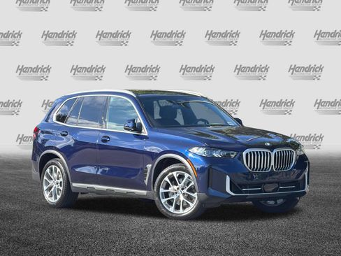 Used 2026 BMW X5 xDrive40i w/ Premium Package AWD/4WD image 2