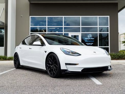Used 2021 Tesla Model 3 Long Range image 1