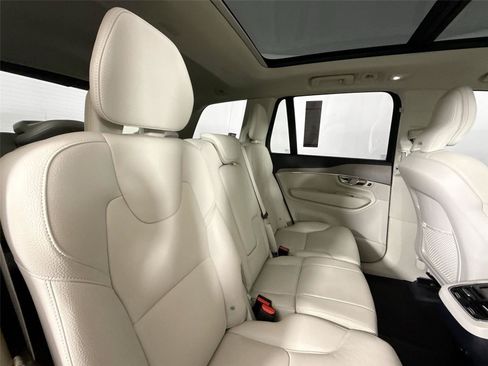 Used 2025 Volvo XC90 B6 Plus w/ Protection Package AWD/4WD image 41