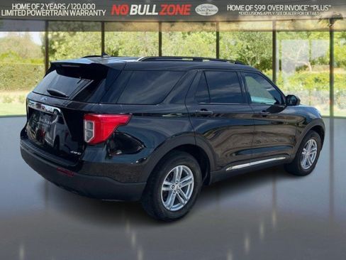 Certified 2023 Ford Explorer XLT AWD/4WD image 5