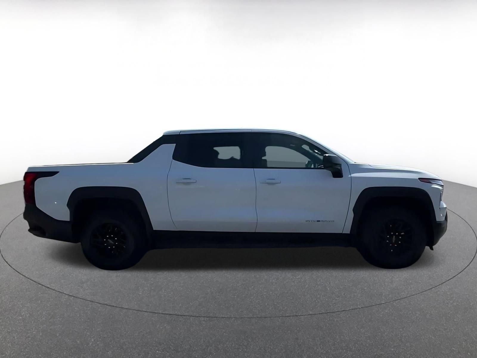 Used 2024 Chevrolet Silverado EV W/T AWD/4WD image 15