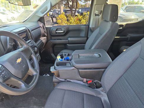 Used 2024 Chevrolet Silverado 1500 Custom image 12