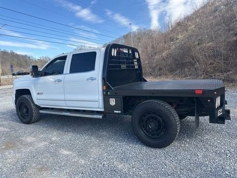 Used 2019 Chevrolet Silverado 2500 LTZ w/ Duramax Plus Package image 7