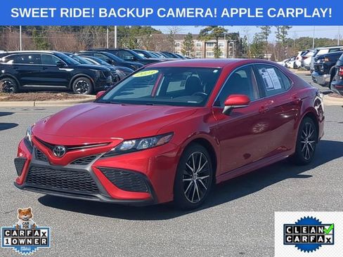 Used 2023 Toyota Camry SE image 8
