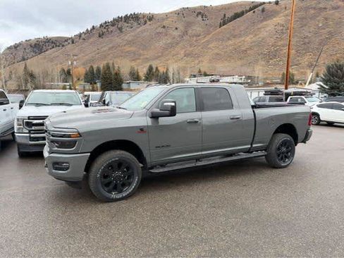New 2026 RAM 2500 Laramie w/ Night Edition AWD/4WD image 14