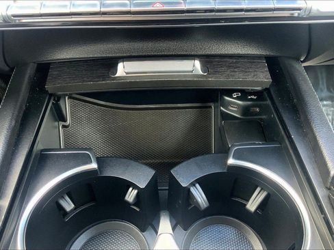 Used 2022 Mercedes-Benz GLE 350 4MATIC image 35