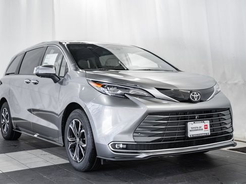 New 2026 Toyota Sienna Platinum image 1