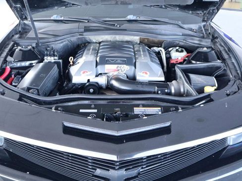 Used 2010 Chevrolet Camaro SS w/ RS Package RWD image 33