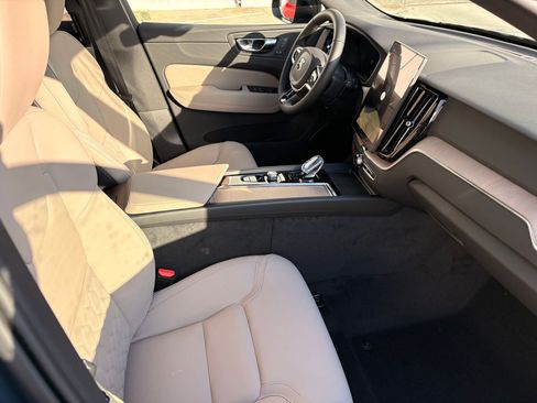 Used 2026 Volvo XC60 B5 Plus w/ Protection Package Premier AWD/4WD image 26