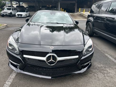 Used 2013 Mercedes-Benz SL 550 image 2