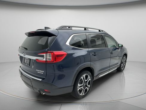 Used 2023 Subaru Ascent Limited w/ Technology Package AWD/4WD image 4