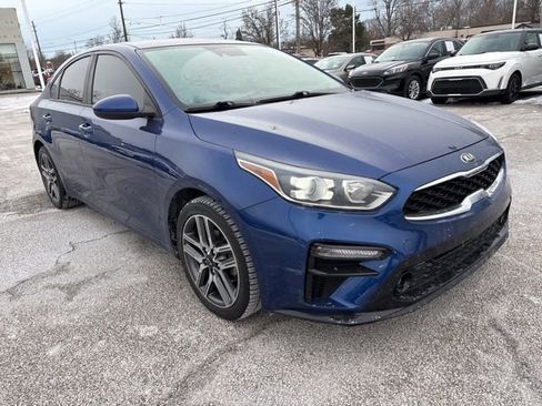 Used 2019 Kia Forte S image 3