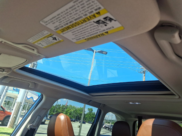 Used 2023 Subaru Forester Touring AWD/4WD image 16