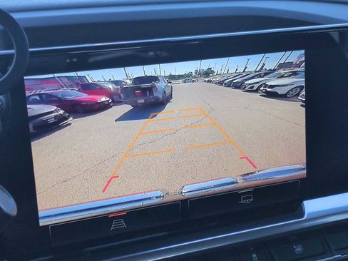 Used 2024 GMC Sierra 1500 Elevation image 15