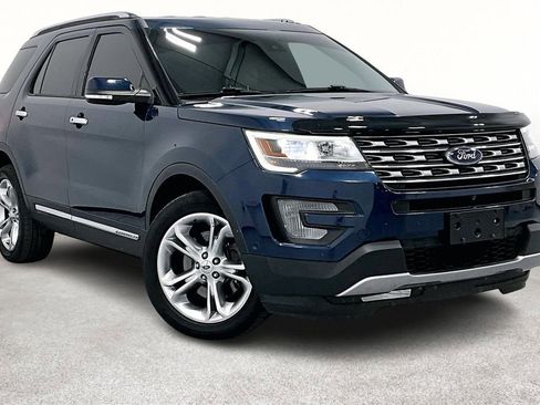Used 2017 Ford Explorer Limited w/ Equipment Group 301A image 1