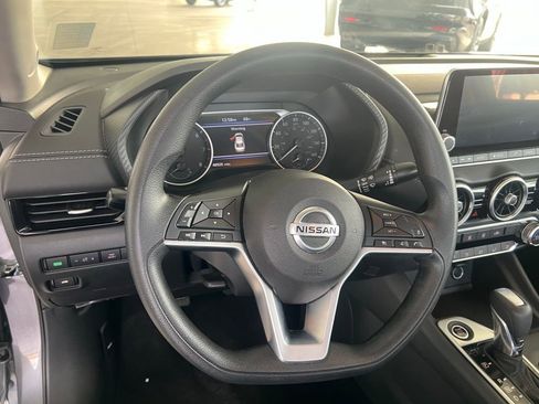 Used 2023 Nissan Sentra SV image 11