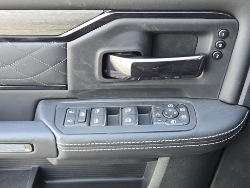 New 2026 RAM 2500 Limited image 19